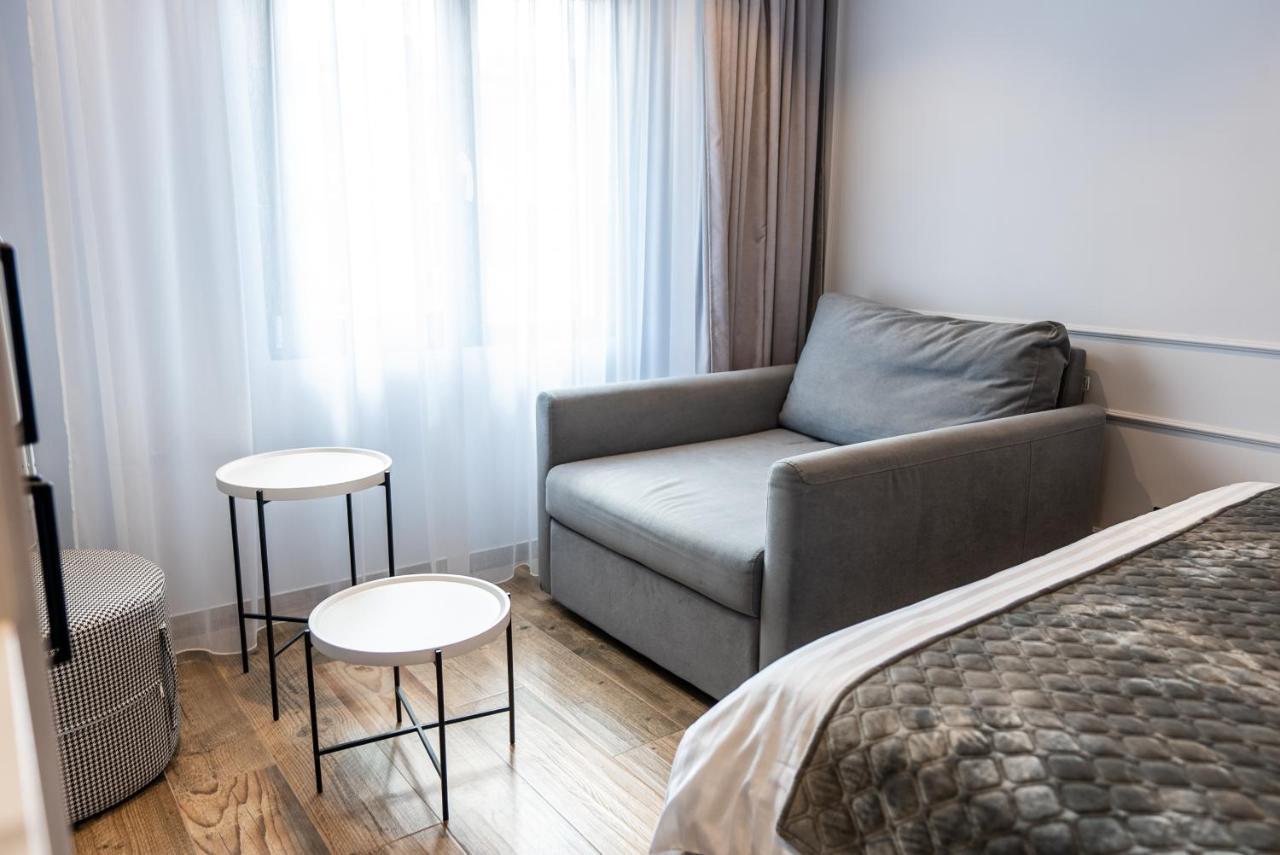 Apartments Dream マラガ エクステリア 写真